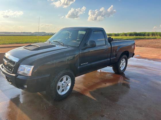CHEVROLET S10 2.4 MPFI ADVANTAGE 4X2 CS 8V FLEX 2P MANUAL